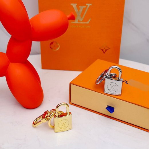 ルイ・ヴィトン ゴールデンロック キーリング LOUIS VUITTON ヴィトン キーホルダー LV ポルト クレ・ドラゴンヌ モノグラム 送料無料[#key202109118 ルイ・ヴィトン ゴールデンロック キーリング LOUIS VUITTON ヴィトン キーホルダー LV ポルト クレ・ドラゴンヌ モノグラム 送料無料[#key202109118