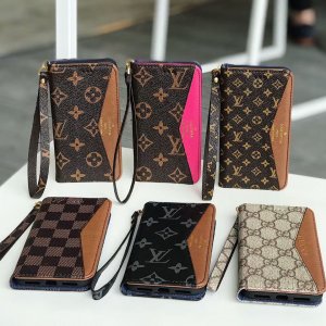贅沢 ブランド ★ ルイヴィトン / Louis Vuitton iPhone 17/17 Pro/17 Pro Max/16/16 Pro/16 Pro Max/15/15 Plus/15 Pro/15 Pro Max/14/13/12/11/XS/8/7/6 ケース 芸能人愛用 人気おすすめ[#case202102266]